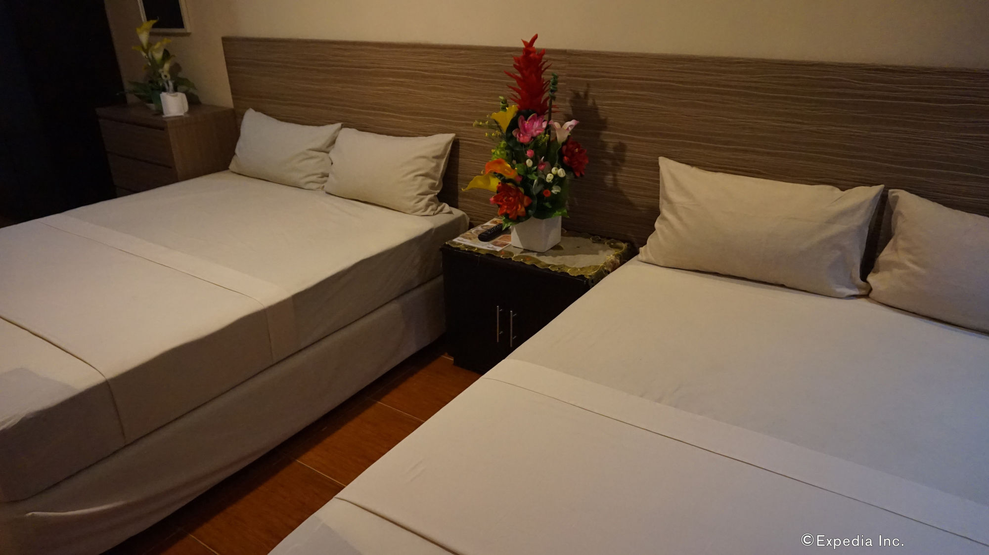 Haeinsa Condotel Quezon City Zewnętrze zdjęcie